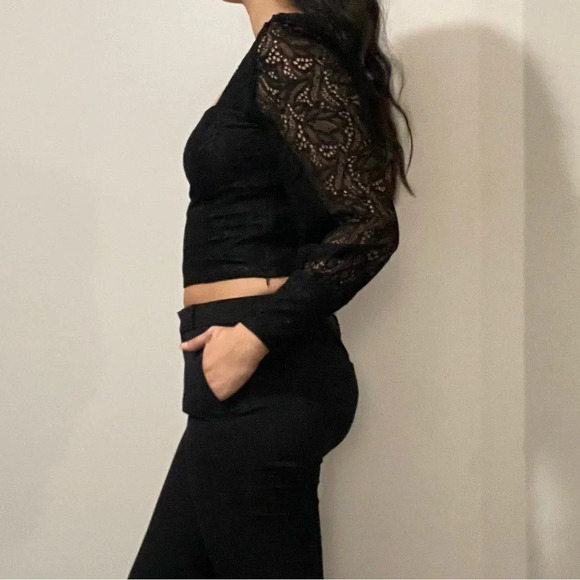 ๐ค Dynamite Lace Sleeved Crop Top! Womanโs Size Small ๐ค - Picture 4 of 14